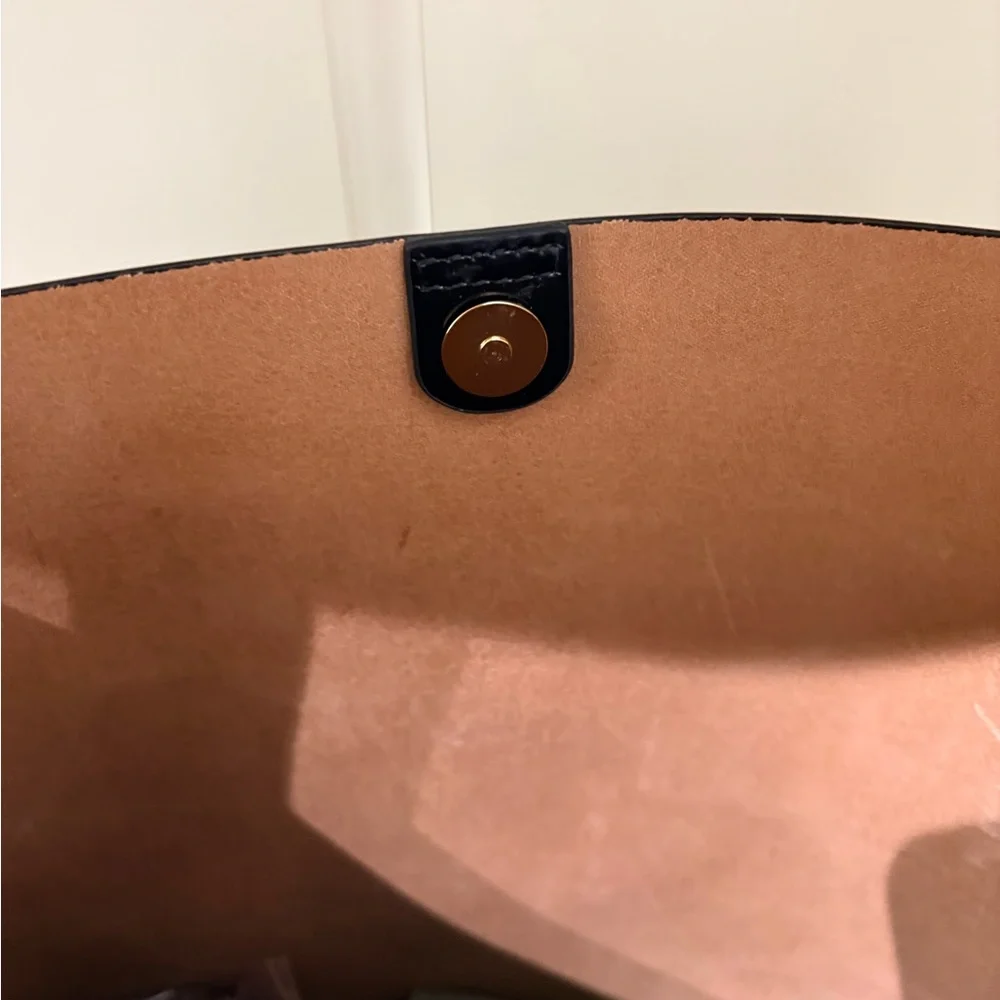 J. Crew Edie Bucket Bag in Italian Leather